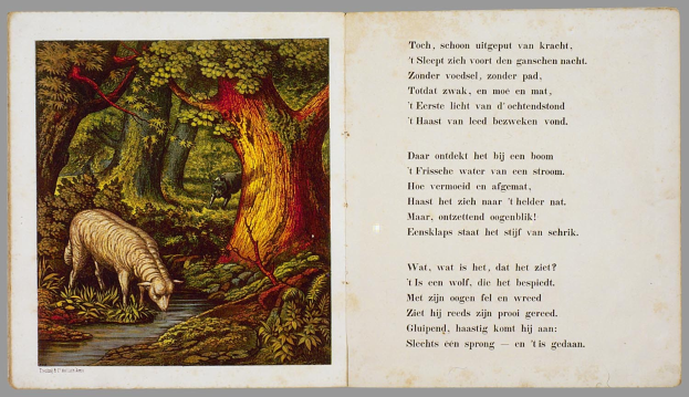 Offenes Buch mit einer Illustration eines Schafs, das in einem bewaldeten Gebiet neben Bäumen, Pflanzen und Wasser grast, mit sichtbarem Text auf der rechten Seite, der den Titel 'Die Geschichte des Schafs' trägt.