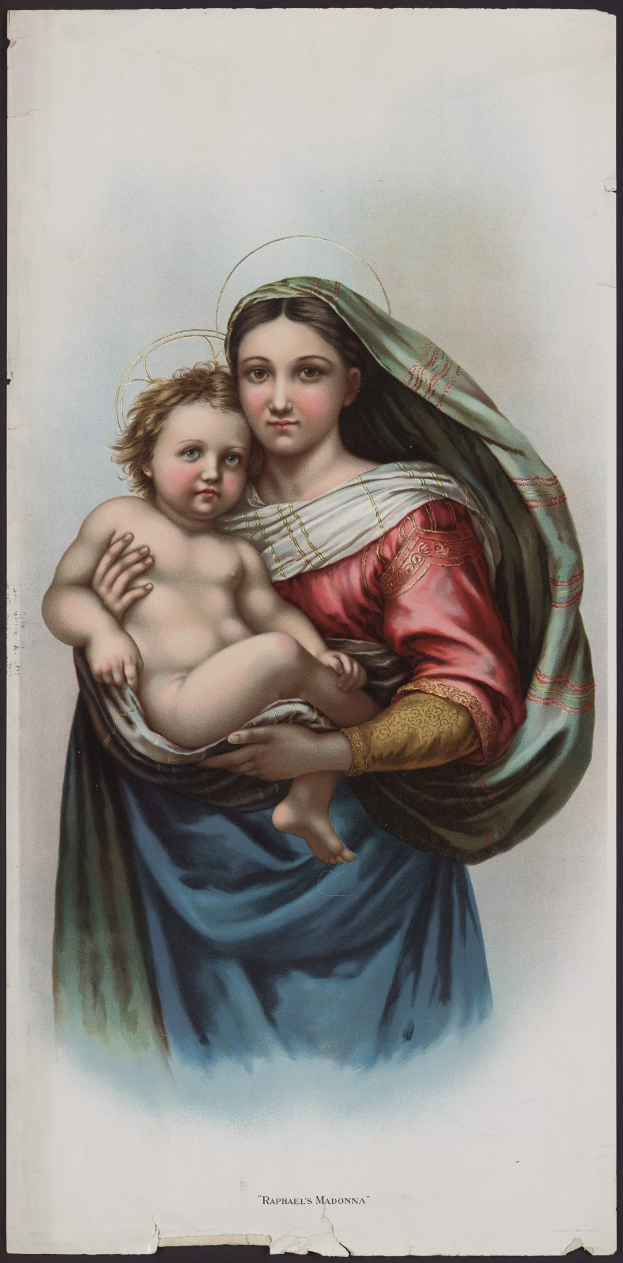 Eine Frau in einem roten und blauen Kleid hält ein Baby im Arm, ihre Augen sind geschlossen und ihre Lippen leicht geöffnet, mit einem Dutt.